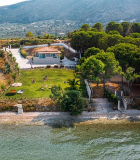 Villa Angelina, Alykes
